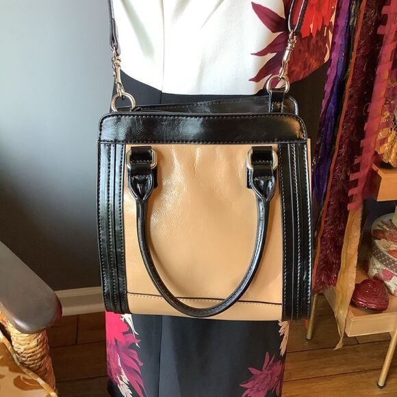 Giani Bernini Leather Crossbody - Picture 1 of 7